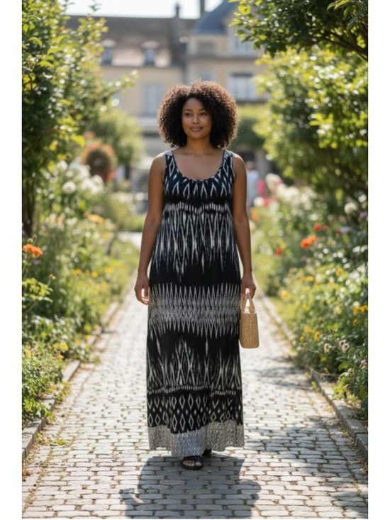Emma & Michele Dresses & Skirts - Emma & Michele Black White Ikat Print Maxi Dress XL